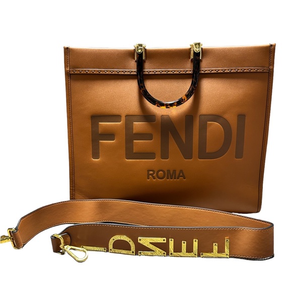Fendi Accessories - SQUARE FENDI Travel Tote. Beautiful handbag